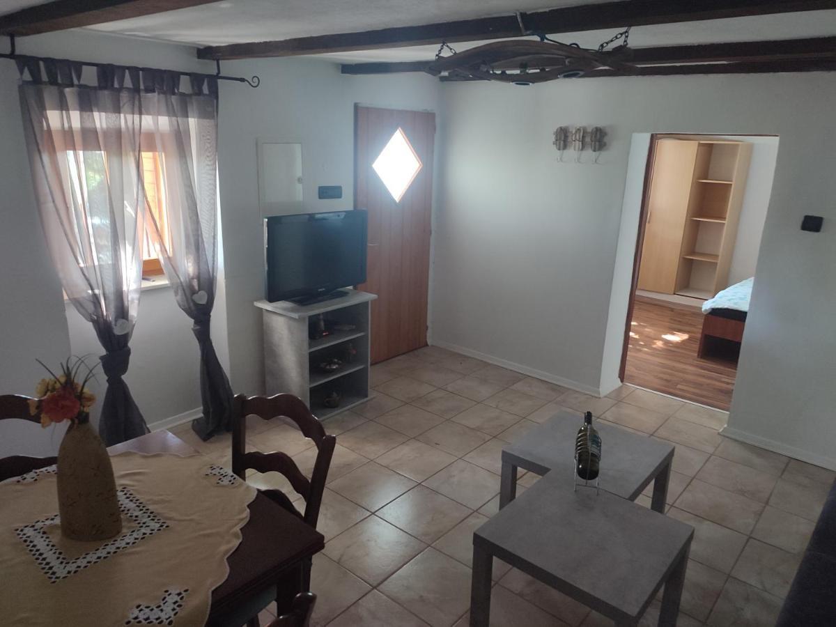 יבלנץ Holiday Home Lucija "" Private House With Pool "" מראה חיצוני תמונה