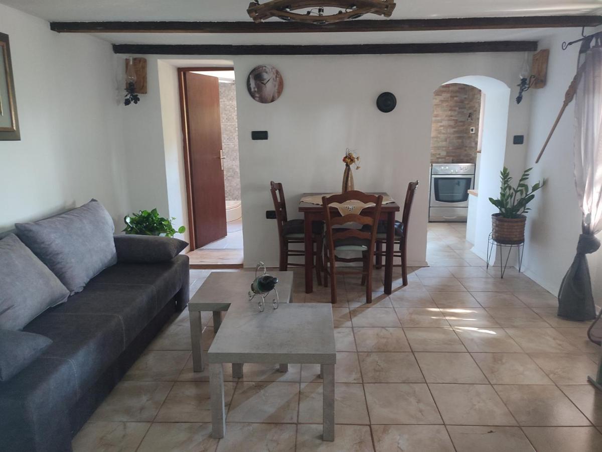 יבלנץ Holiday Home Lucija "" Private House With Pool "" מראה חיצוני תמונה