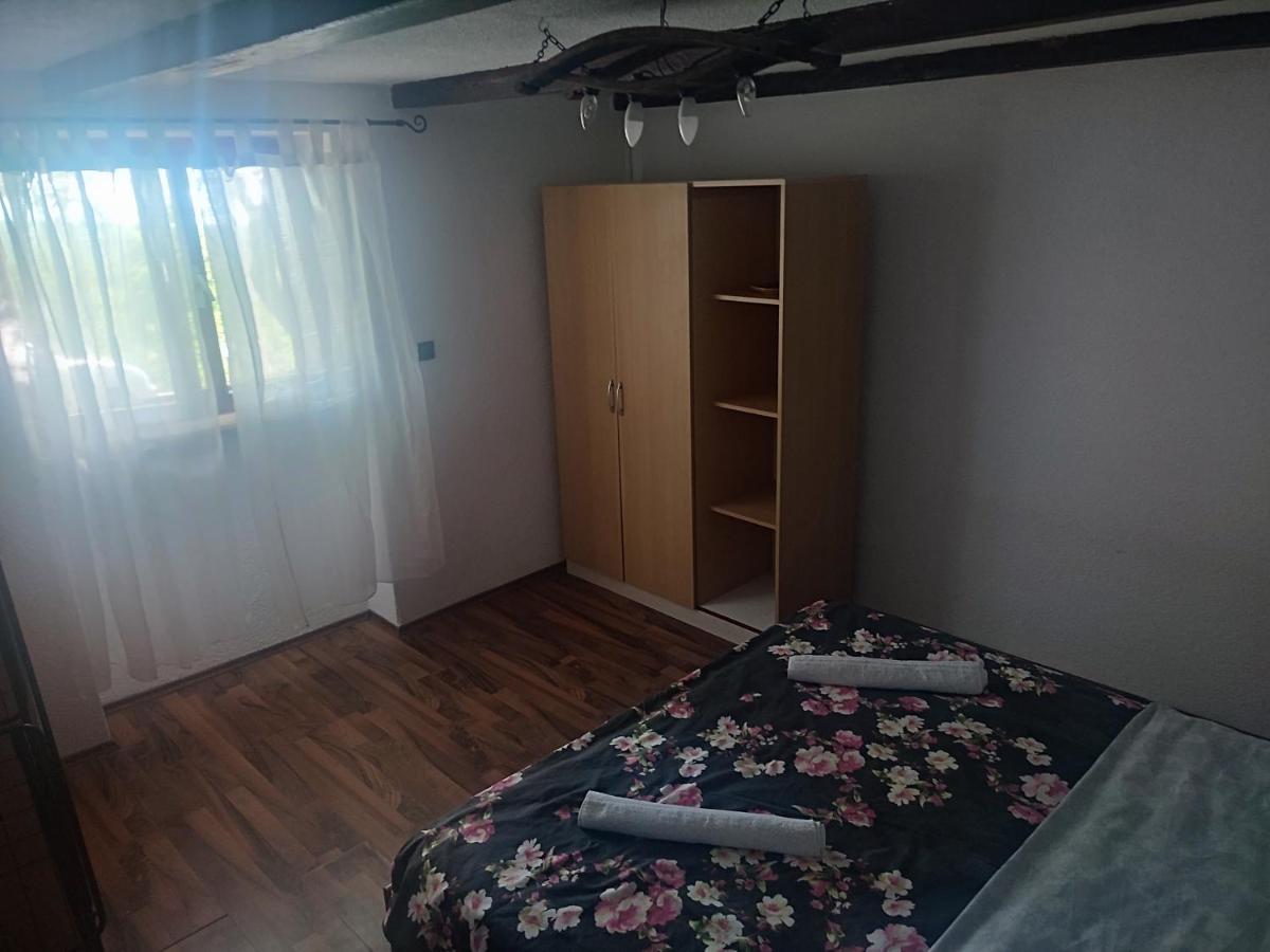 יבלנץ Holiday Home Lucija "" Private House With Pool "" מראה חיצוני תמונה